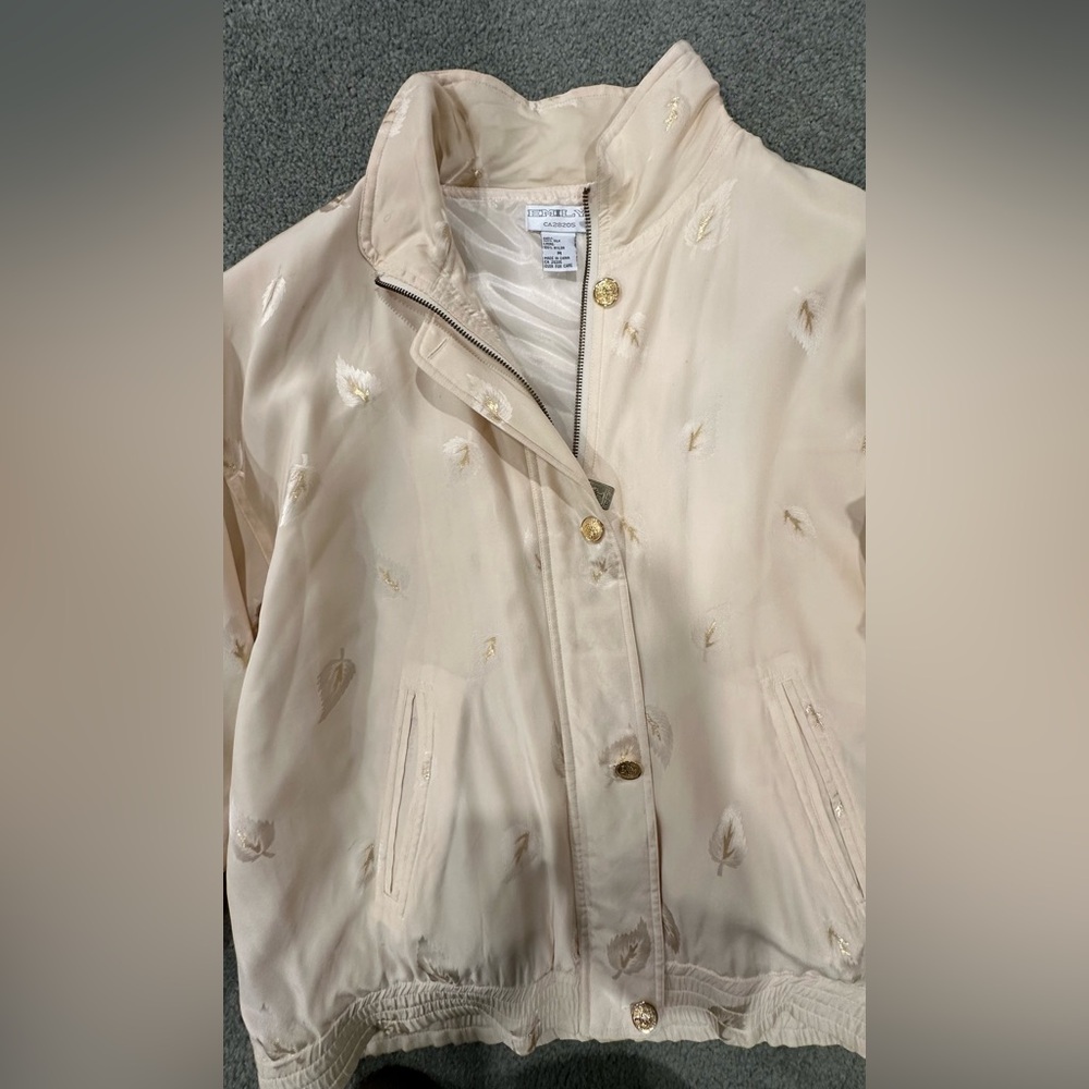100 % silk Cream Jacket bomber. - Picture 3 of 6